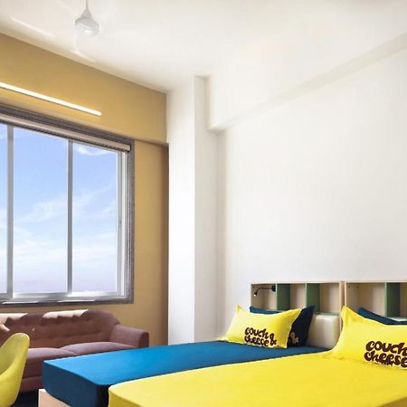 פונה Couch & Cheese Homestel The Most Luxurious Hostel For Working Professionals & Students מראה חיצוני תמונה