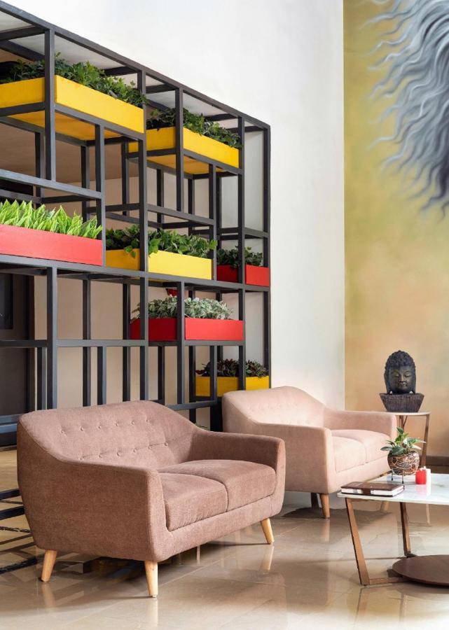 פונה Couch & Cheese Homestel The Most Luxurious Hostel For Working Professionals & Students מראה חיצוני תמונה