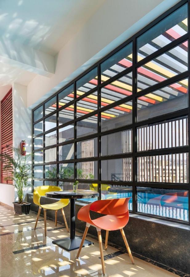 פונה Couch & Cheese Homestel The Most Luxurious Hostel For Working Professionals & Students מראה חיצוני תמונה